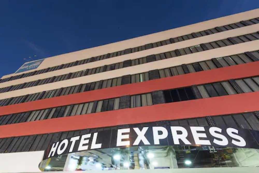 Hotel Express Arrey - Teresina Exteriör bild