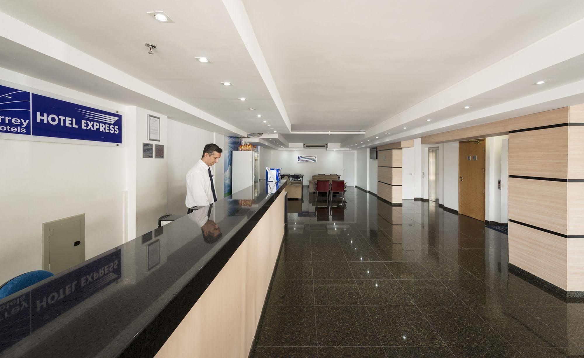 Hotel Express Arrey - Teresina Exteriör bild